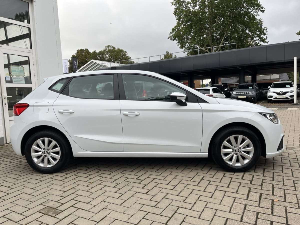 Fahrzeugbild eines SEAT Ibiza