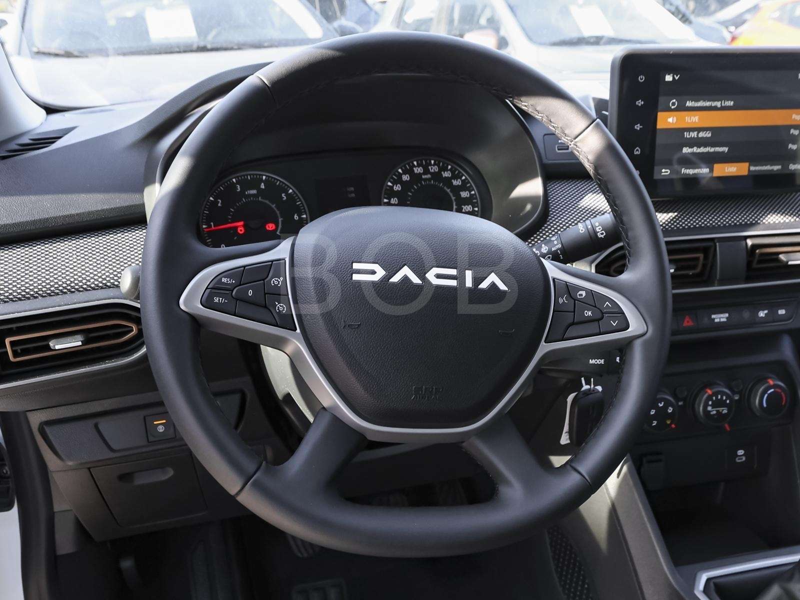 Fahrzeugbild eines Dacia Sandero