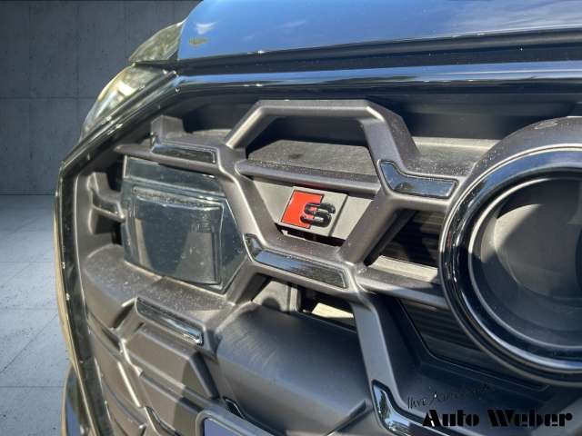 Fahrzeugbild eines Audi S6