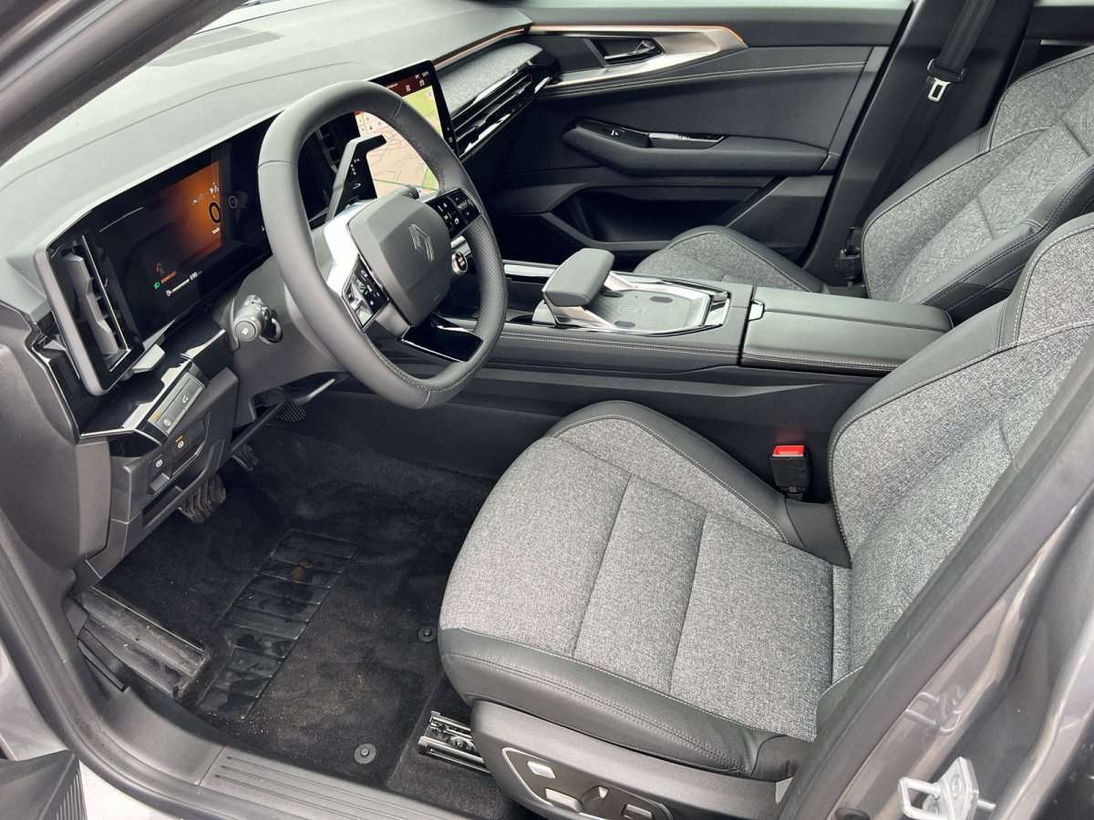 Fahrzeugbild eines Renault Austral