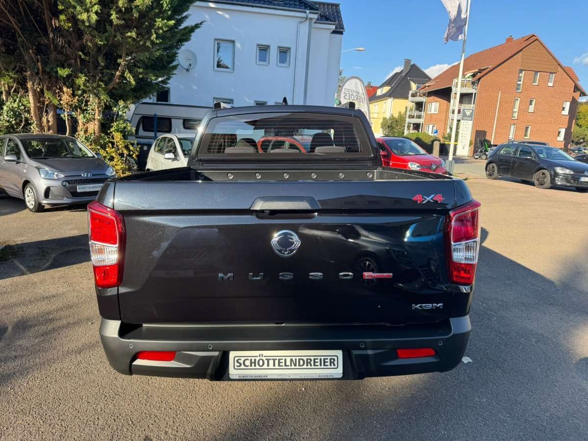 Fahrzeugbild eines KGM Musso Grand