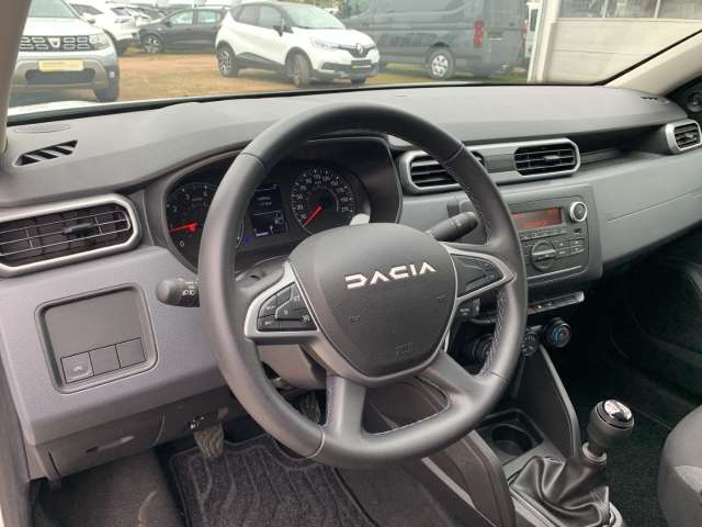 Fahrzeugbild eines Dacia Duster