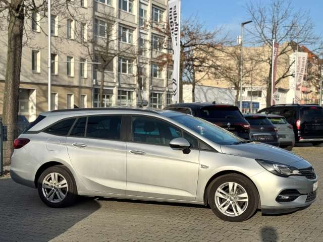 Fahrzeugbild eines Opel Astra