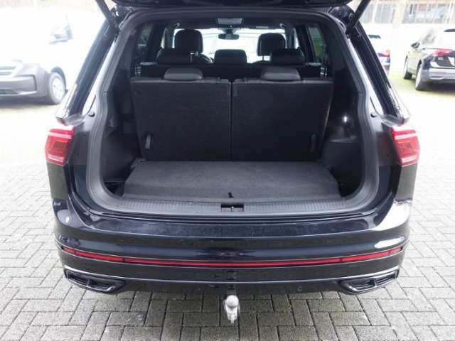 Fahrzeugbild eines Volkswagen Tiguan Allspace