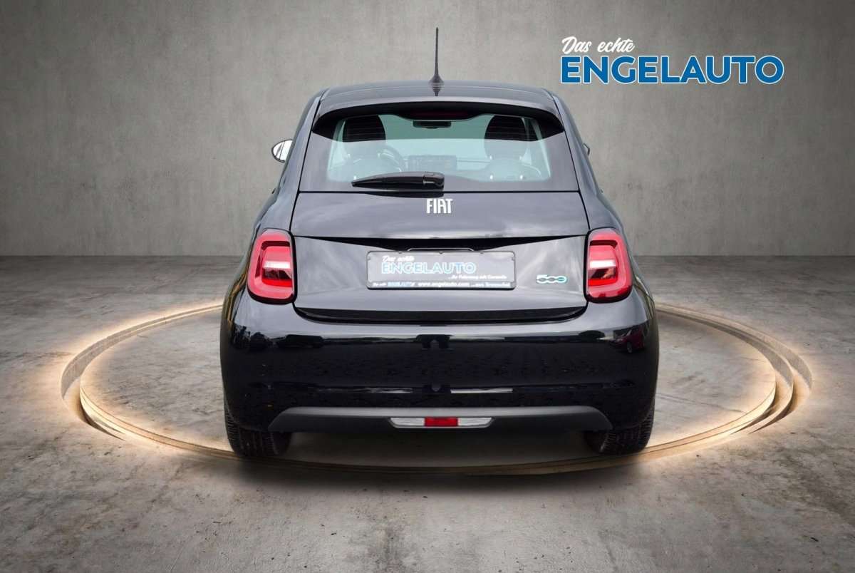 Fahrzeugbild eines Fiat 500