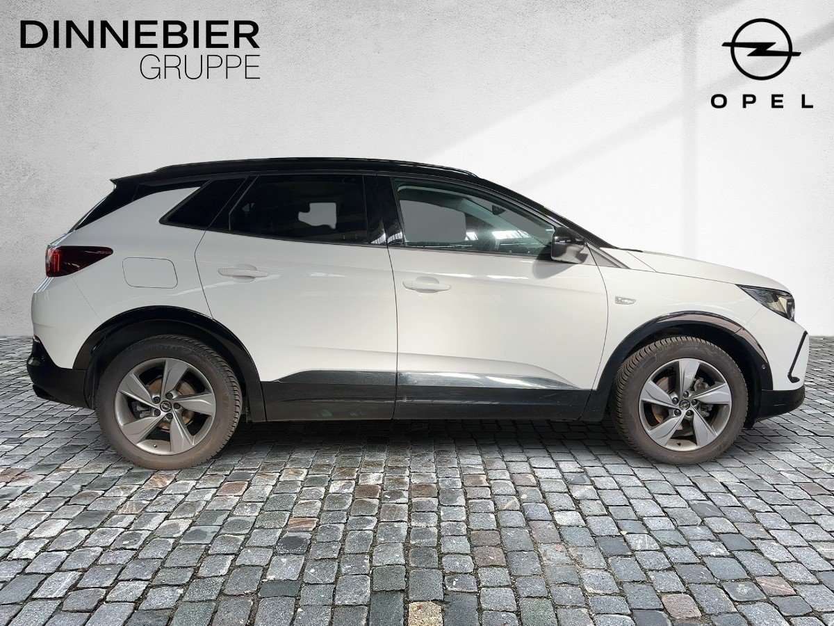 Fahrzeugbild eines Opel Grandland X