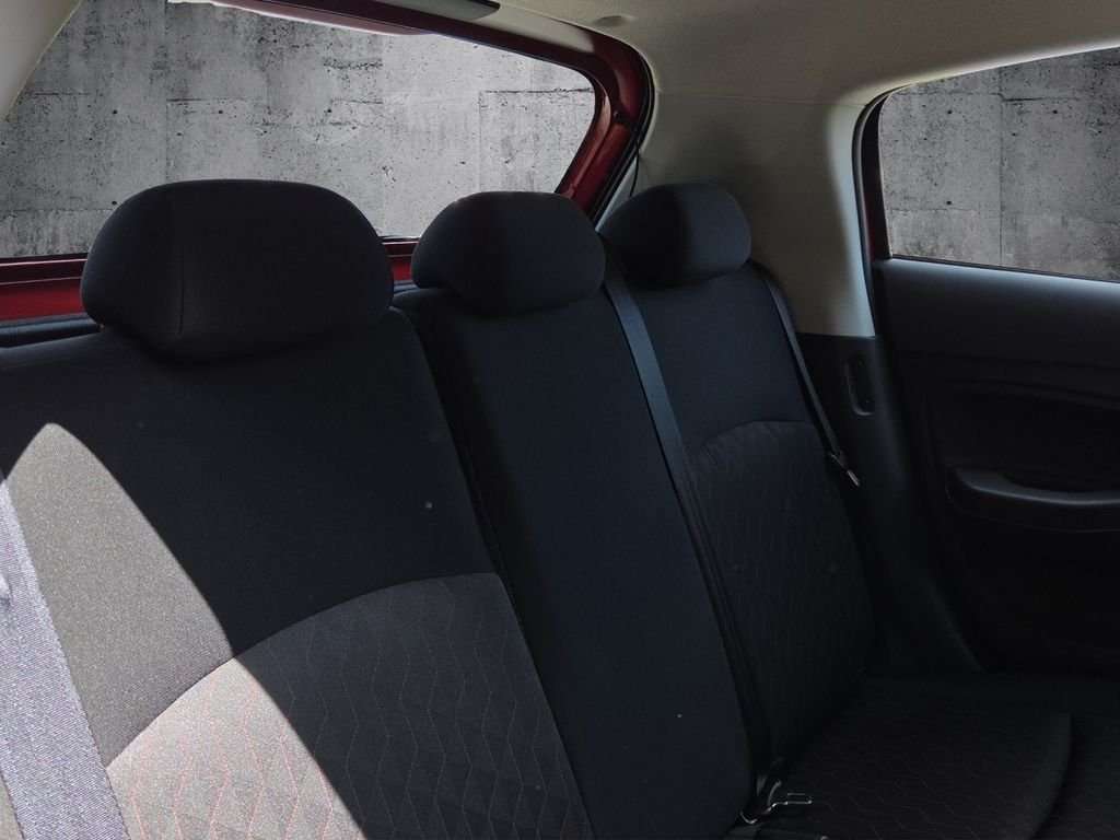 Fahrzeugbild eines Mitsubishi Space Star