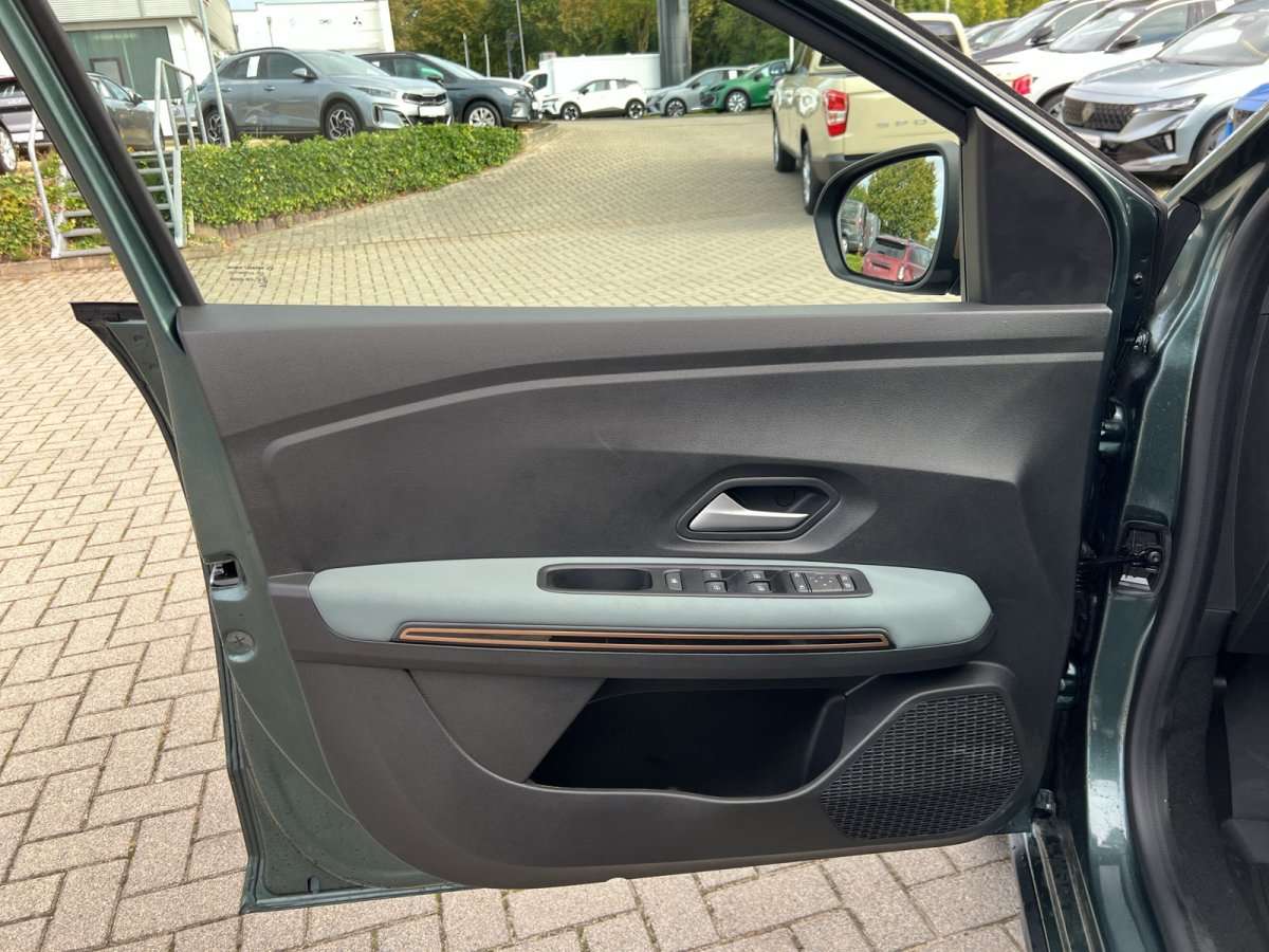 Fahrzeugbild eines Dacia Sandero