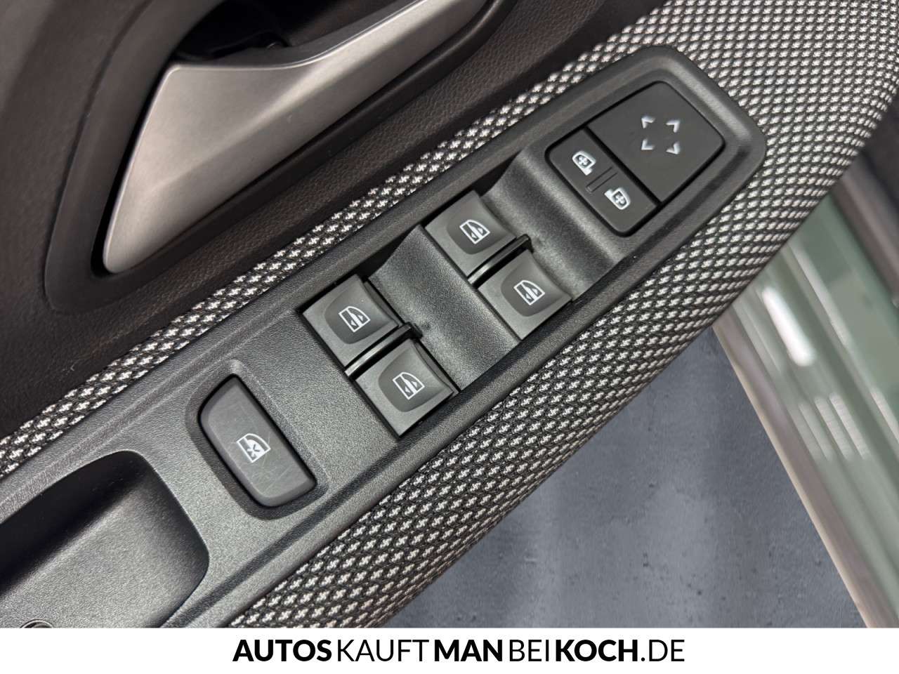 Fahrzeugbild eines Dacia Sandero