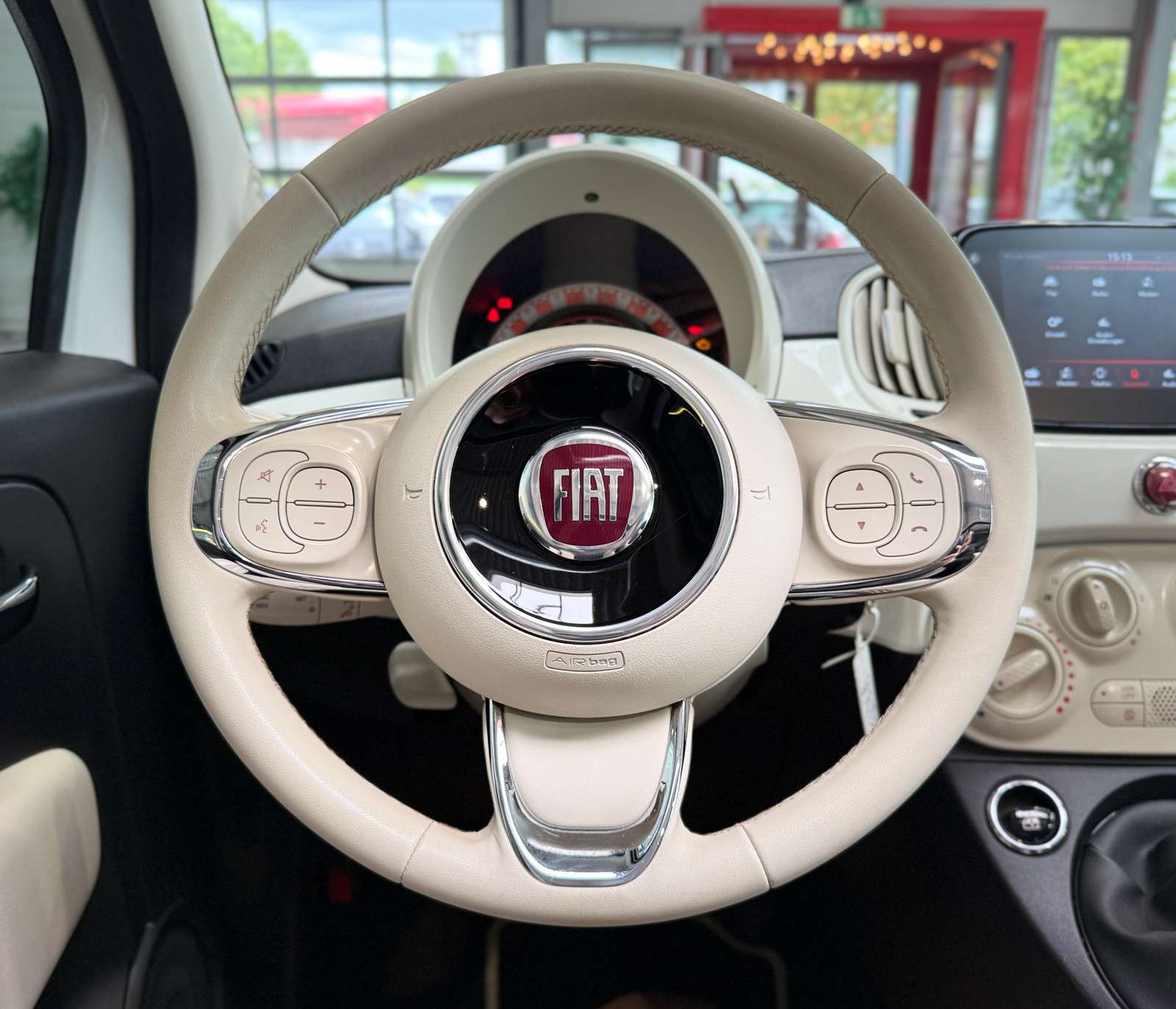 Fahrzeugbild eines Fiat 500