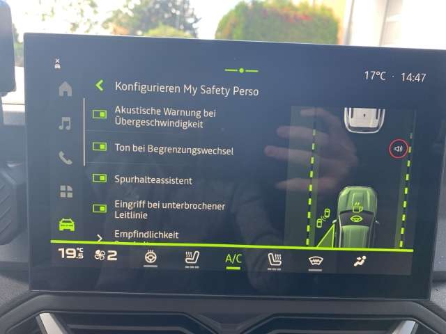 Fahrzeugbild eines Dacia Duster