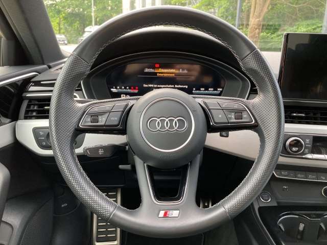 Fahrzeugbild eines Audi A4