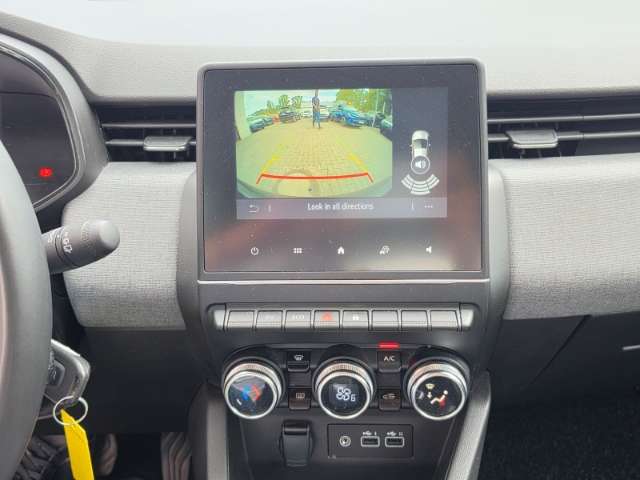 Fahrzeugbild eines Renault Clio