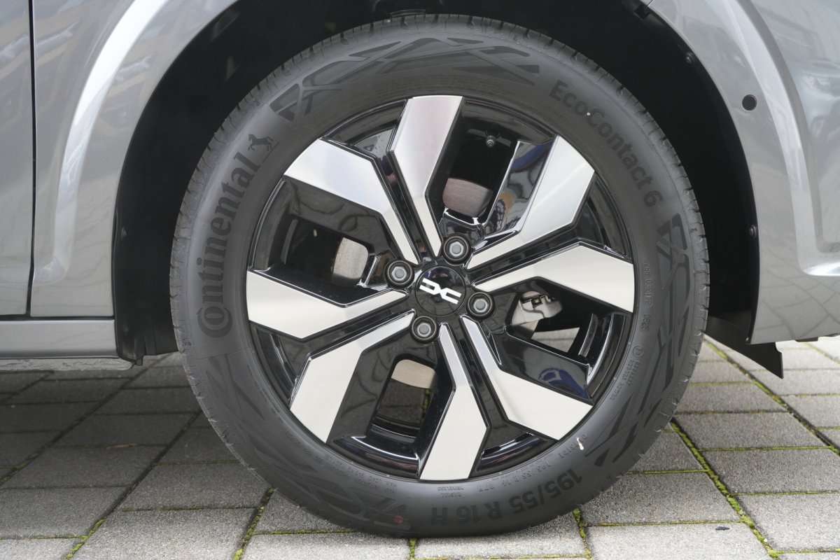 Fahrzeugbild eines Dacia Sandero