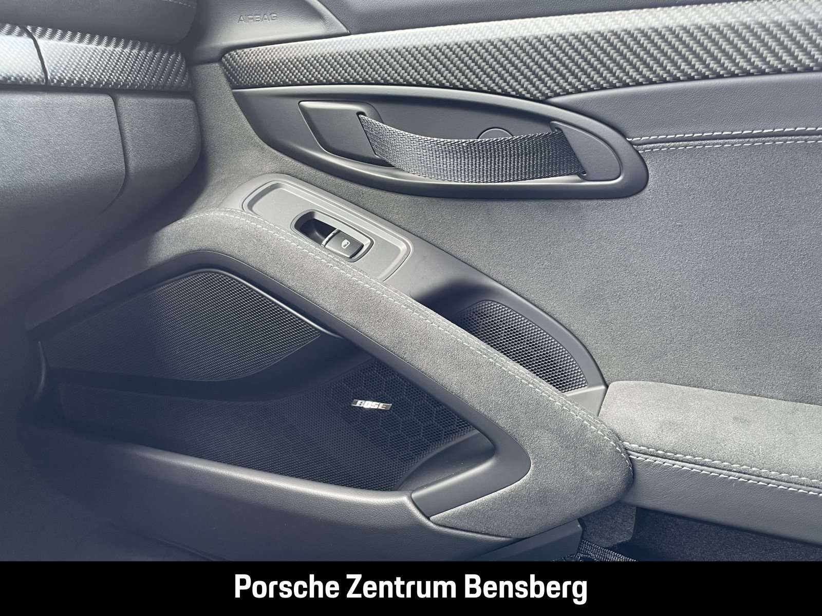 Fahrzeugbild eines Porsche Cayman