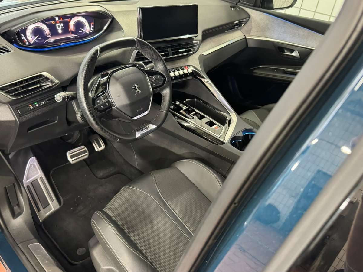 Fahrzeugbild eines Peugeot 3008
