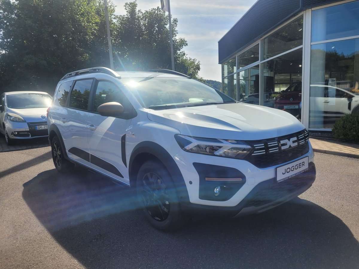 Fahrzeugbild eines Dacia Jogger