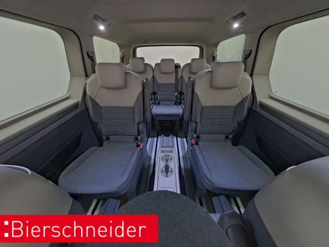 Fahrzeugbild eines Volkswagen Multivan