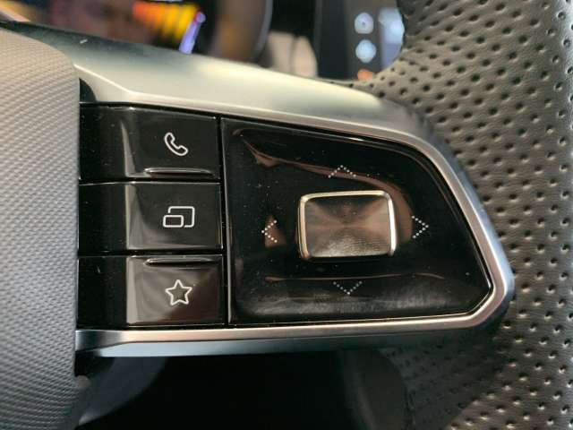 Fahrzeugbild eines MG ZS