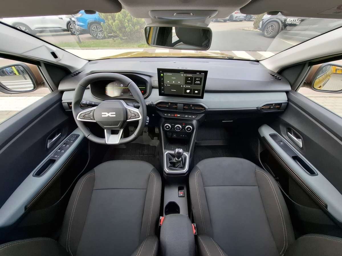 Fahrzeugbild eines Dacia Sandero