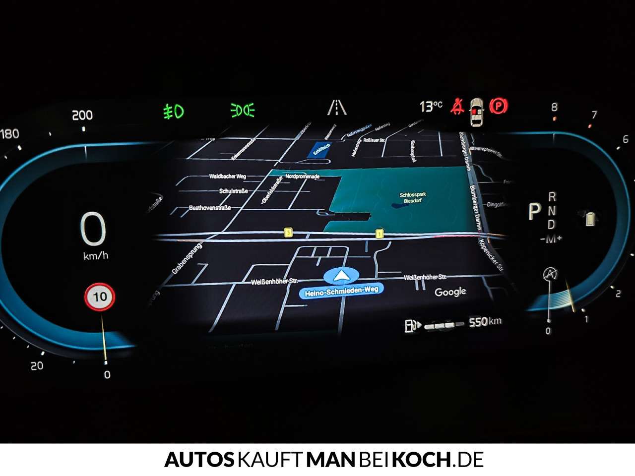 Fahrzeugbild eines Volvo XC40