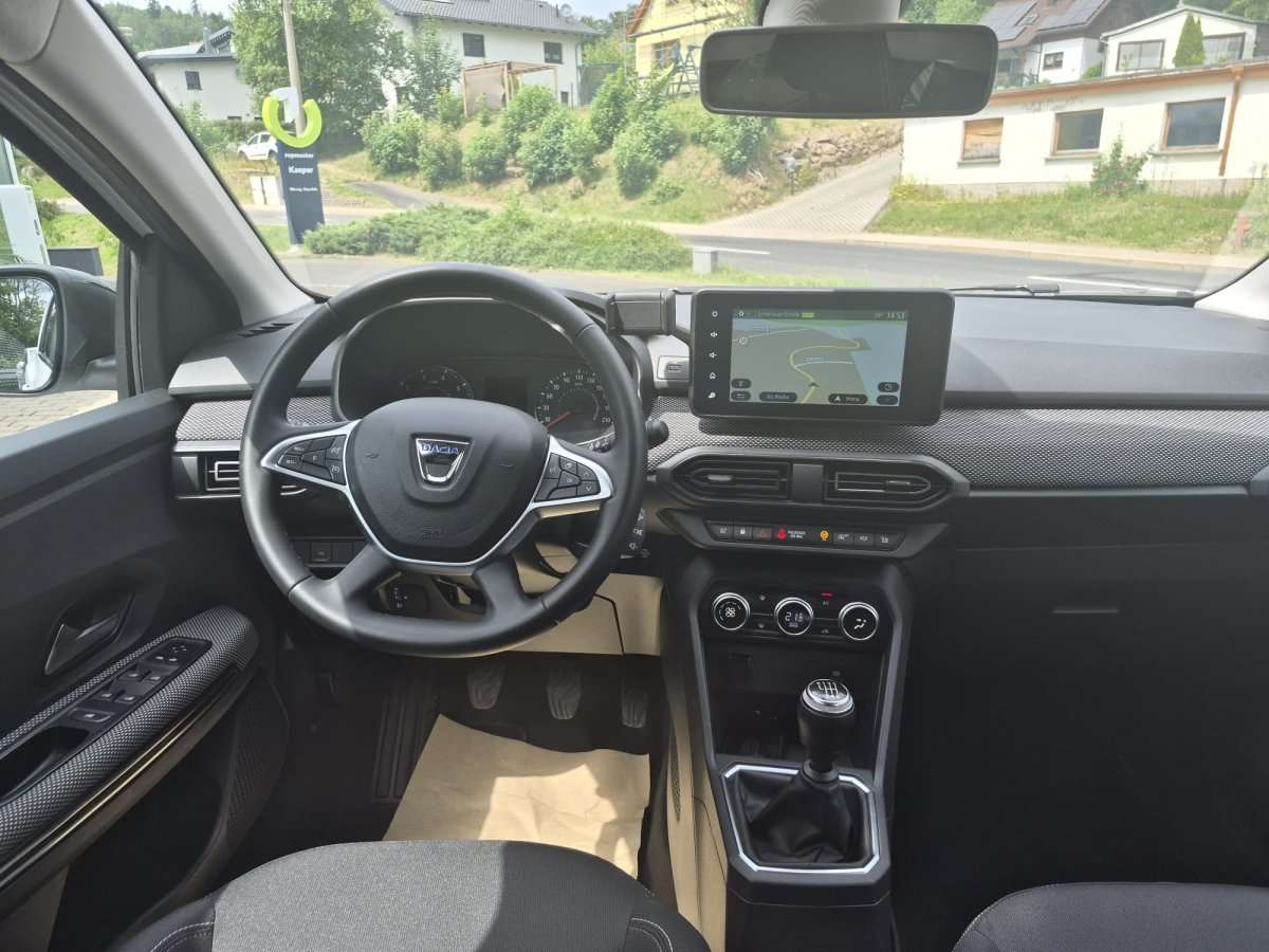 Fahrzeugbild eines Dacia Jogger
