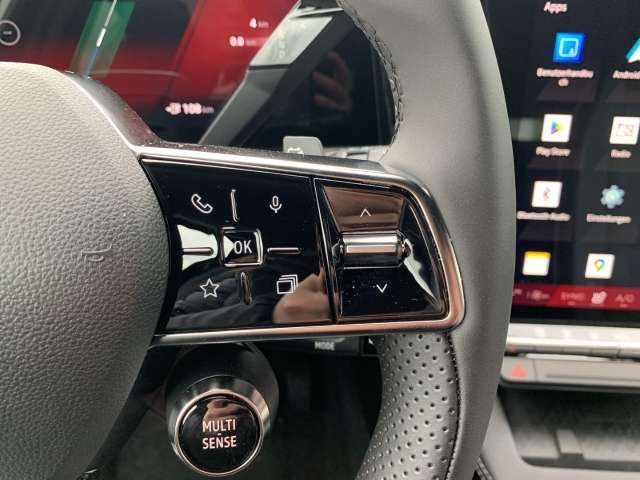 Fahrzeugbild eines Renault Megane E-TECH