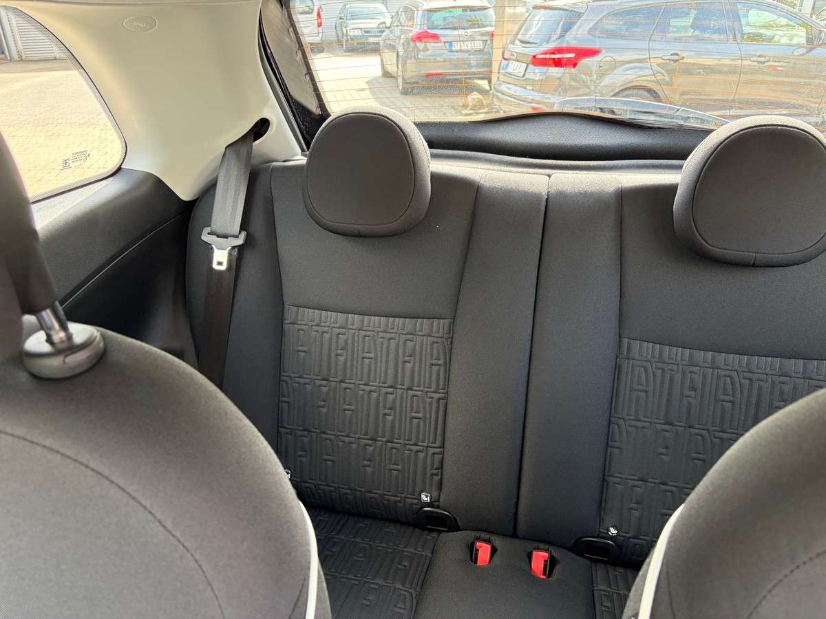 Fahrzeugbild eines Fiat 500