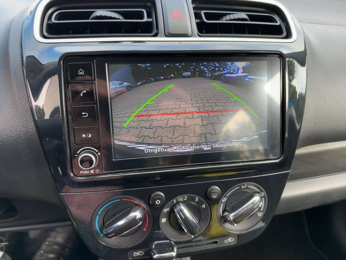 Fahrzeugbild eines Mitsubishi Space Star