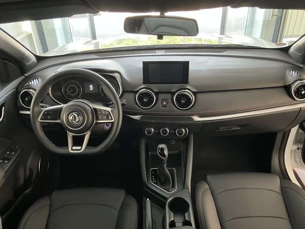 Fahrzeugbild eines DFSK Fengon 500