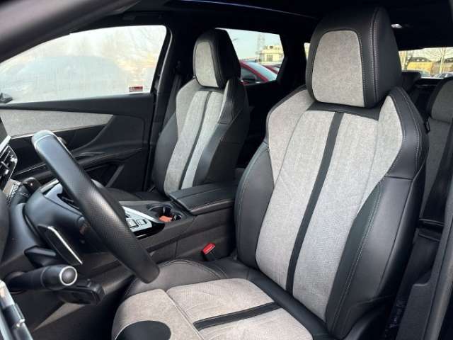 Fahrzeugbild eines Peugeot 3008