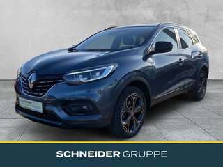 Schräge Frontansicht auf einen Renault Kadjar , freigestellt