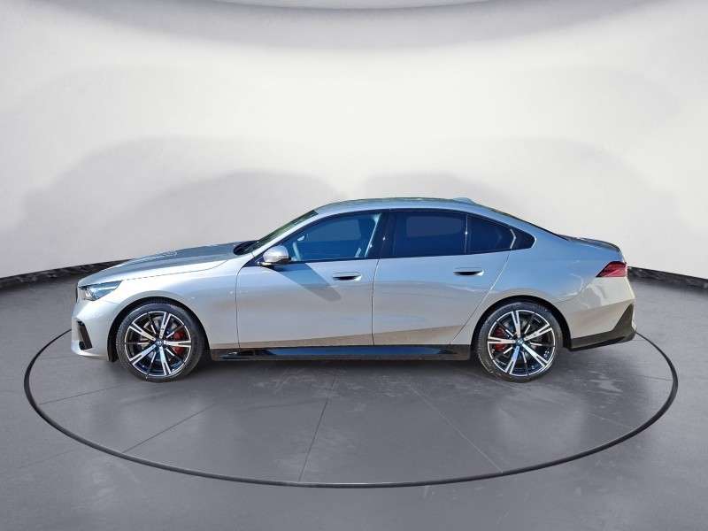 Fahrzeugbild eines BMW 5er-Reihe