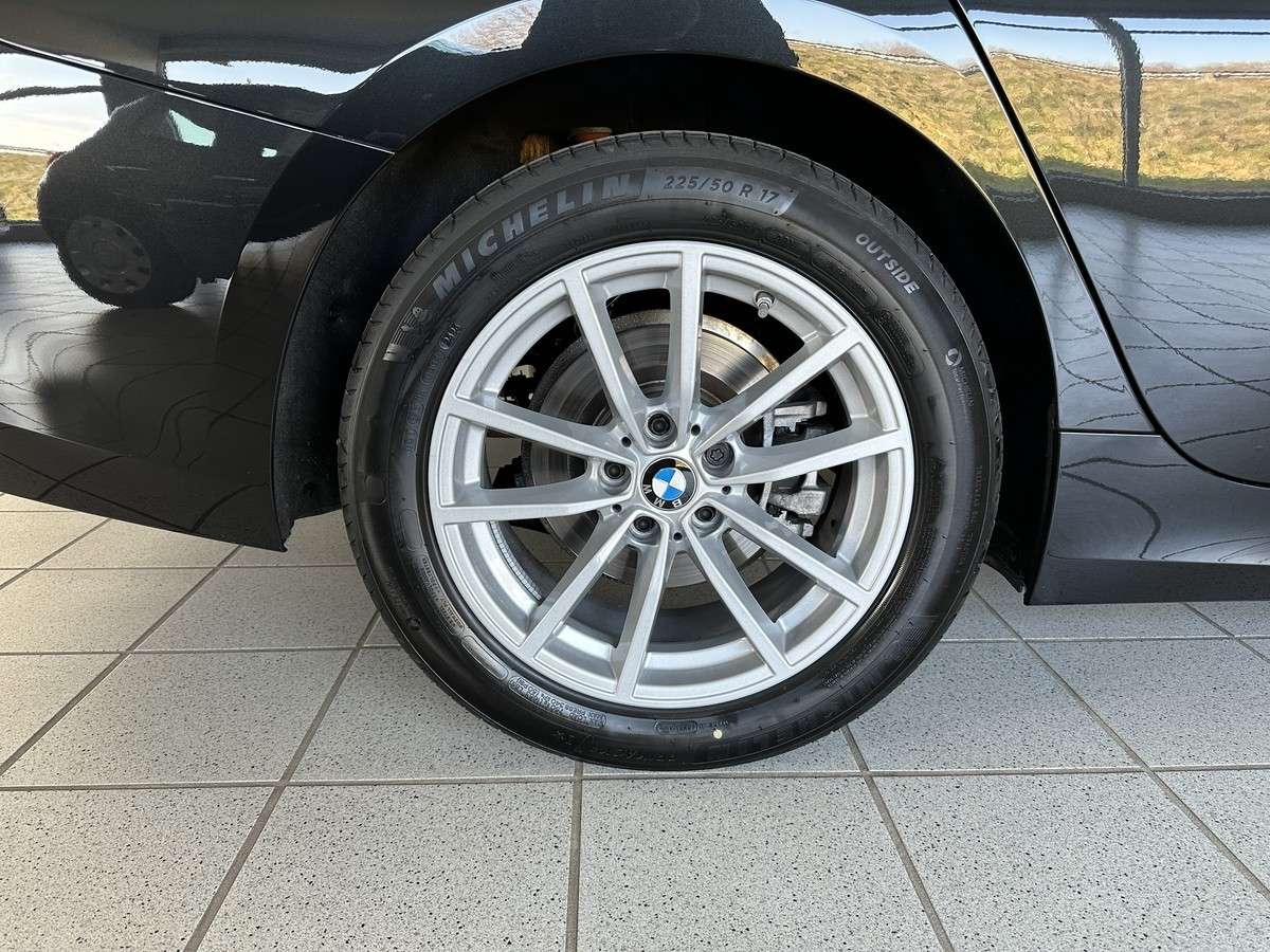 Fahrzeugbild eines BMW 3er-Reihe