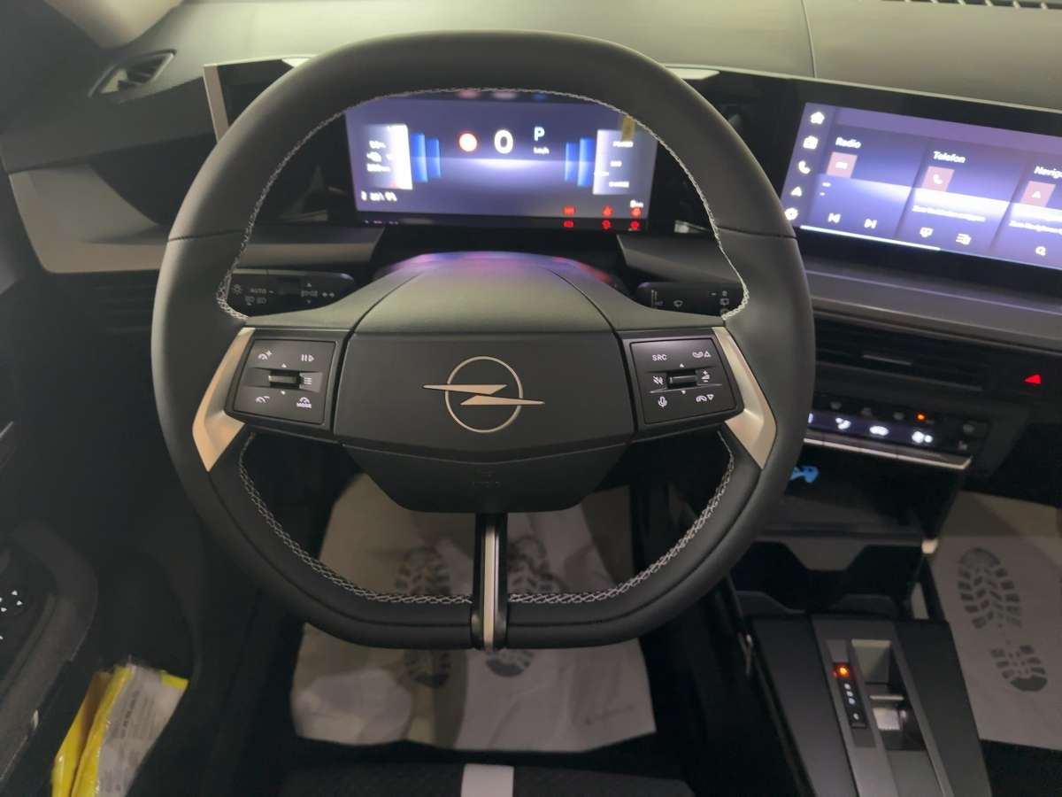 Fahrzeugbild eines Opel Frontera