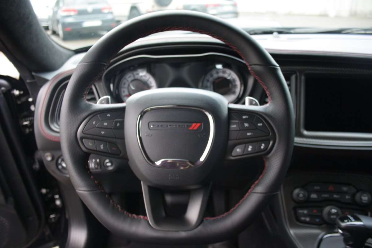 Fahrzeugbild eines Dodge Challenger