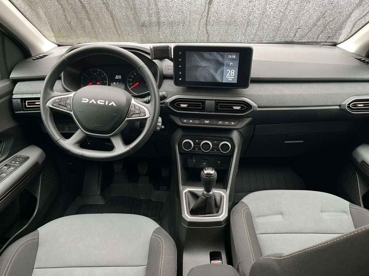 Fahrzeugbild eines Dacia Jogger