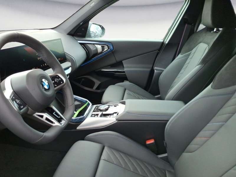 Fahrzeugbild eines BMW X3