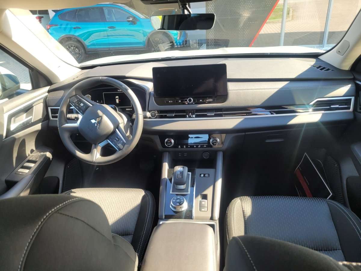 Fahrzeugbild eines Mitsubishi Outlander