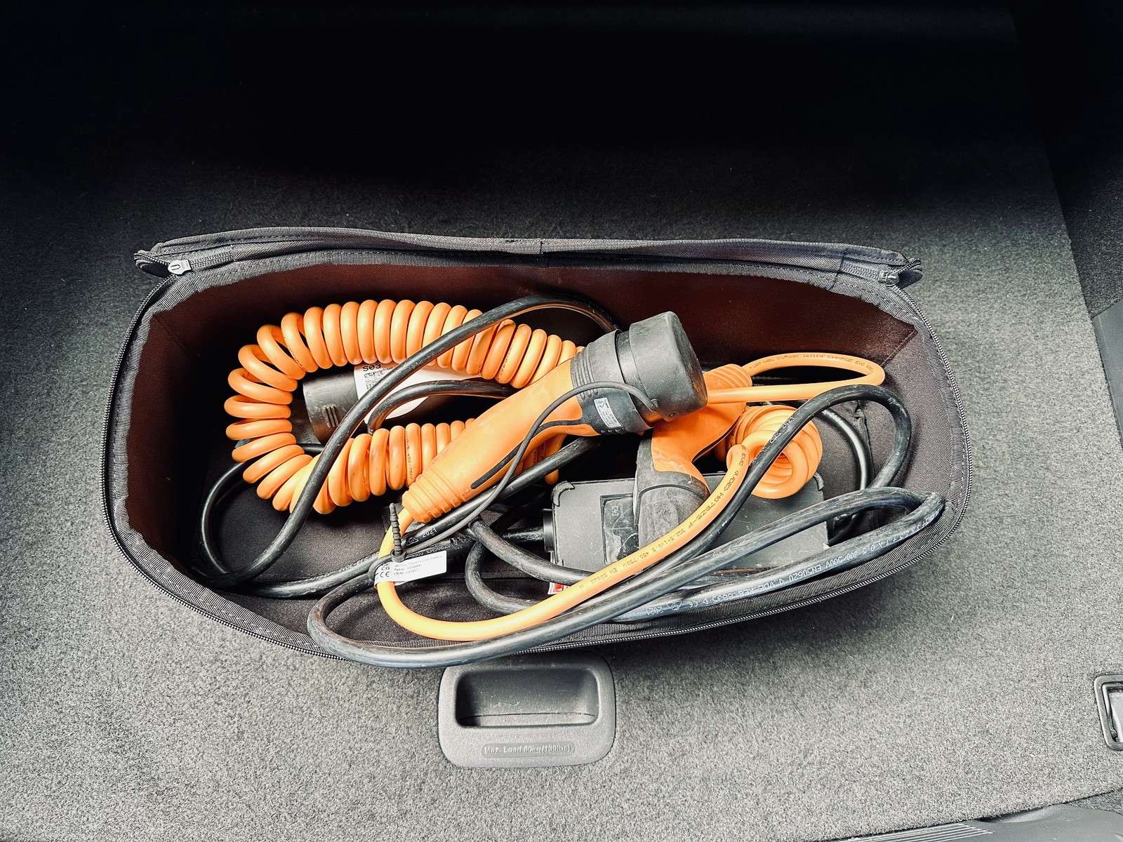 Fahrzeugbild eines Hyundai IONIQ
