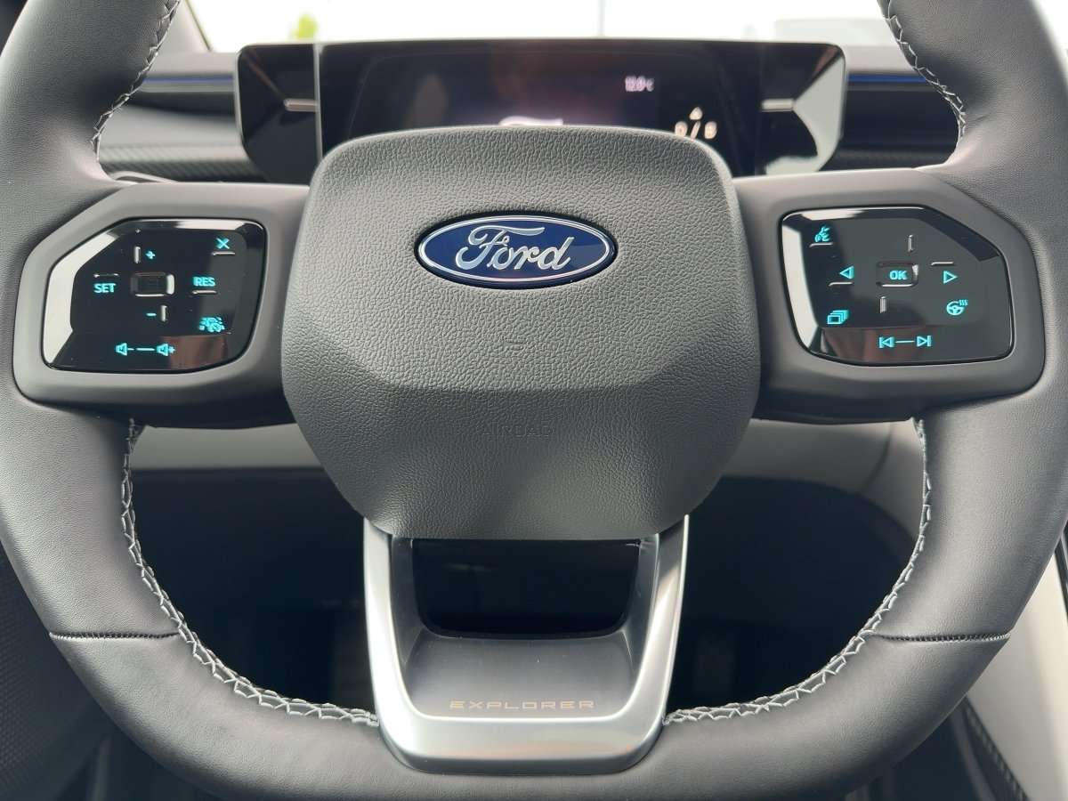 Fahrzeugbild eines Ford Explorer