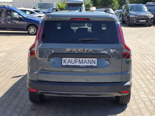 Fahrzeugbild eines Dacia Jogger