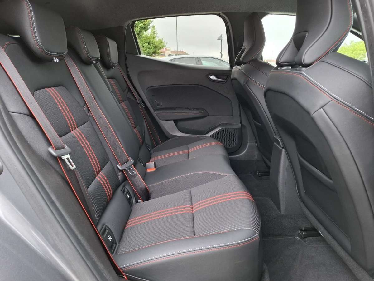 Fahrzeugbild eines Renault Clio