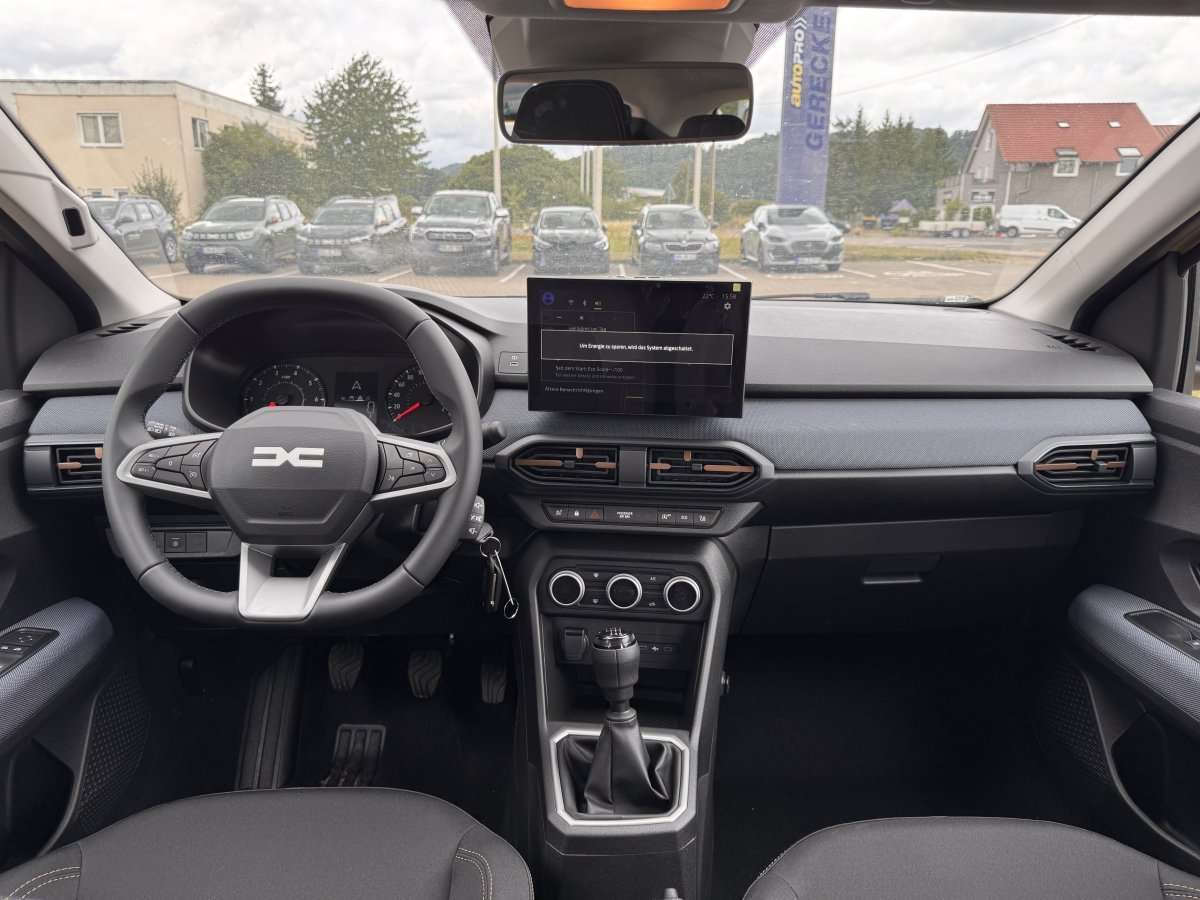 Fahrzeugbild eines Dacia Sandero