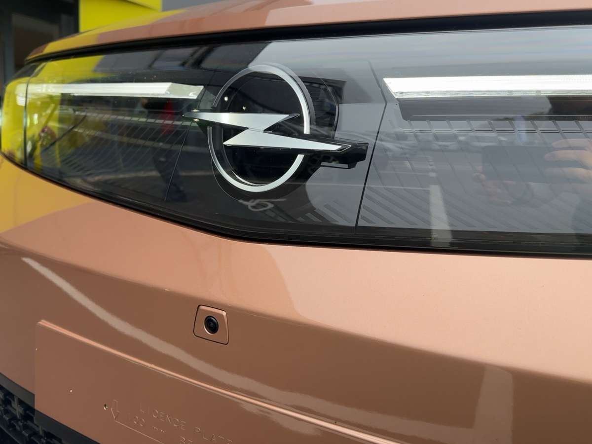 Fahrzeugbild eines Opel Grandland X