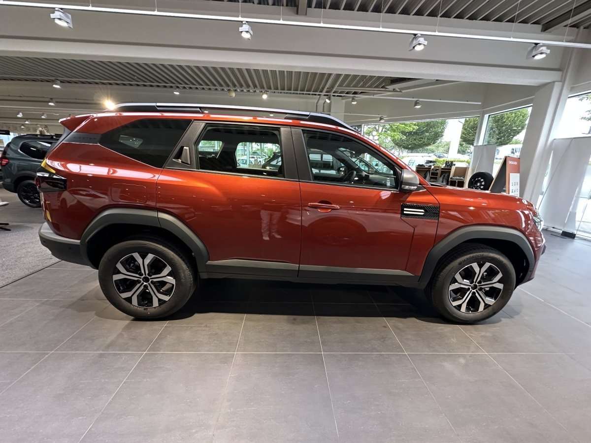 Fahrzeugbild eines Dacia Bigster