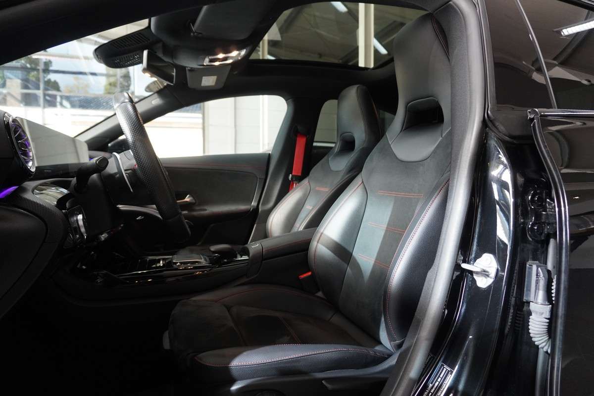 Fahrzeugbild eines Mercedes-Benz CLA