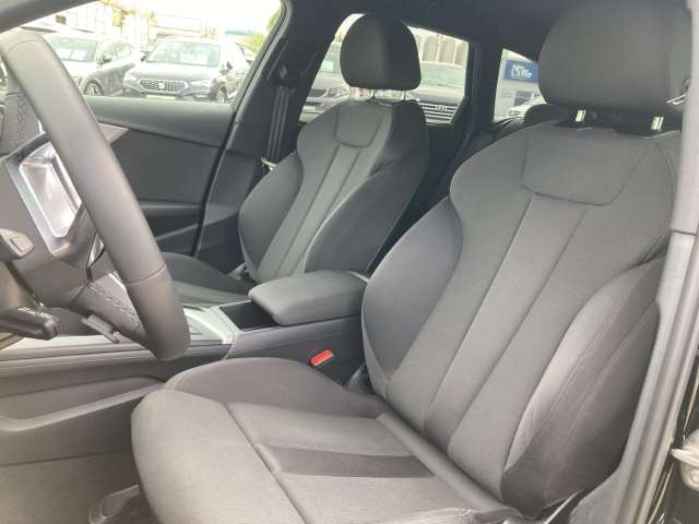 Fahrzeugbild eines Audi A4