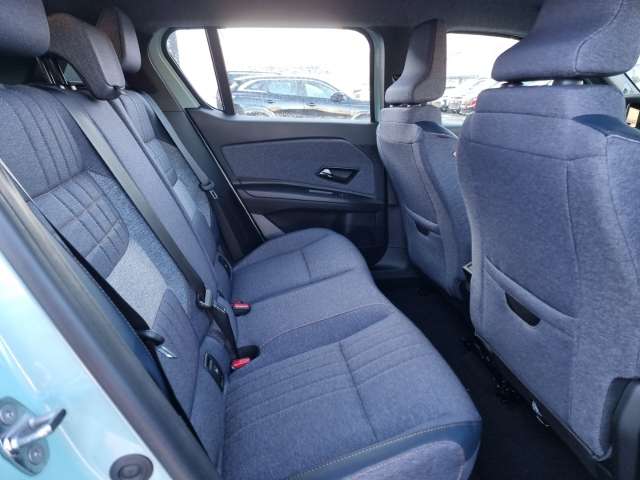 Fahrzeugbild eines Renault 4 E-TECH