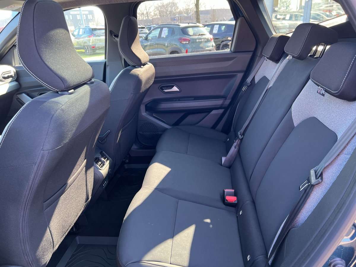 Fahrzeugbild eines Dacia Bigster